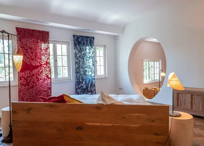 Martinus Am Vortexgarten Mathildenhoehe Darmstadt